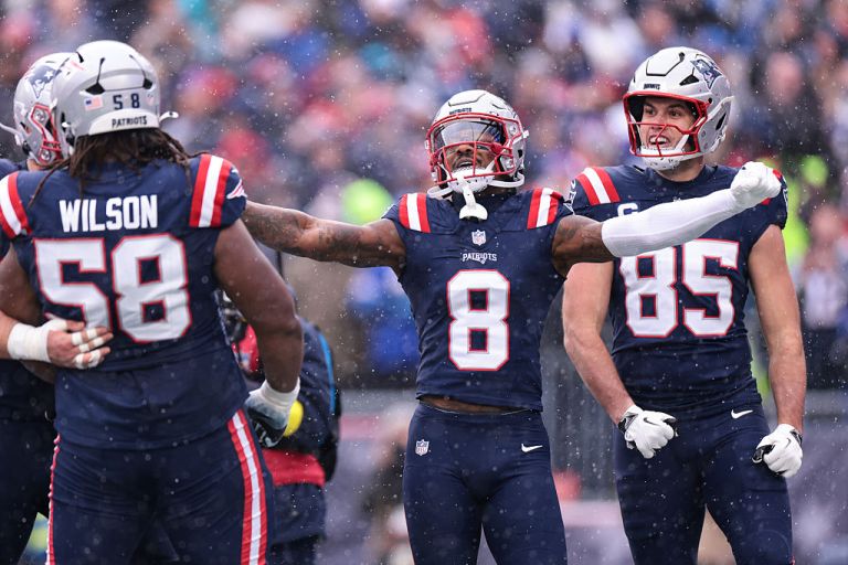 NFL Survivor Pool Strategy for Week 17 2025