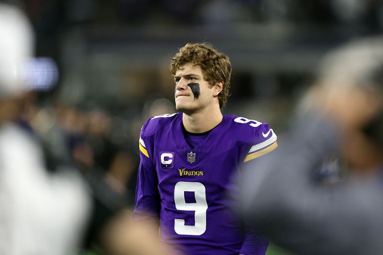 Will J.J. McCarthy bets be refunded after injury during Giants vs. Vikings NFL Week 16?