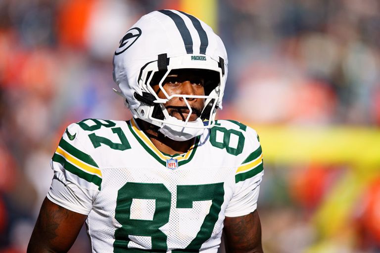 What happened to Romeo Doubs? Live injury updates for Packers vs. Bears on Saturday, 12/20/25