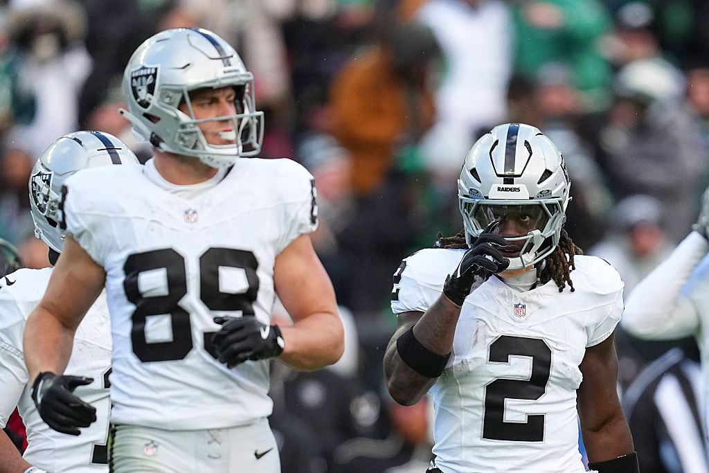 DraftKings Fantasy Football Tournament Picks: Top High-Upside DFS Targets for NFL Week 17