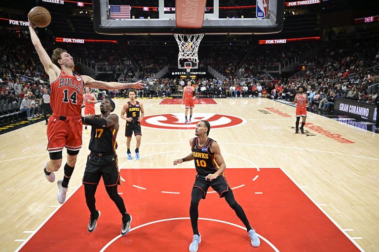 Philadelphia 76ers at Chicago Bulls prediction, pick on Friday 12/26/25