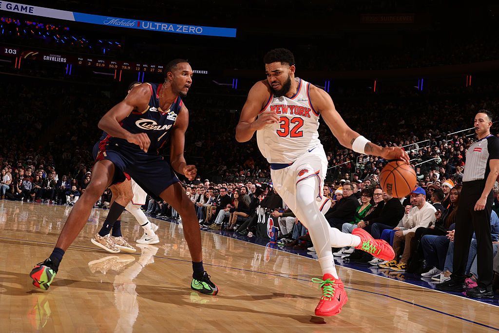 New York Knicks at Cleveland Cavaliers betting splits, odds for Game 4 Monday 5/25/26