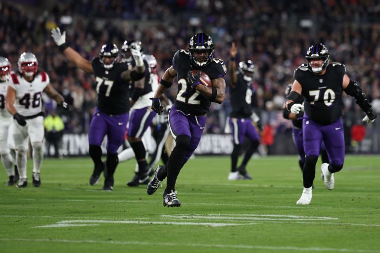 NFL Best Bets Today: DK Network Betting Group Picks for Steelers vs. Ravens on Sunday Night Football