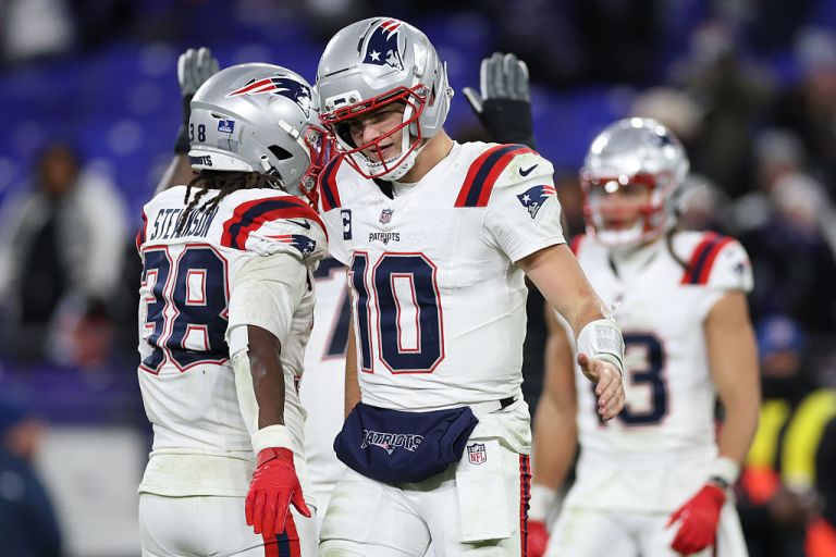 Chargers vs. Patriots betting splits, odds for Sunday 1/11/26