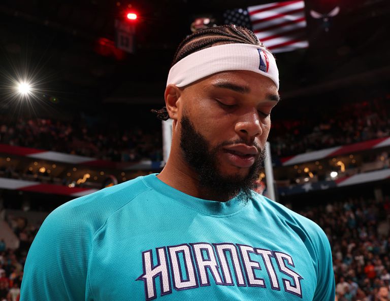 Will Miles Bridges bets be refunded after injury during Bucks vs. Hornets on Monday 12/29/25?