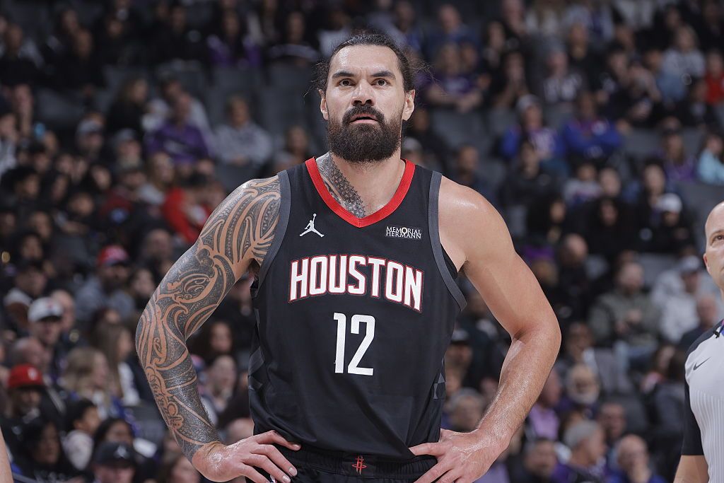 What happened to Steven Adams? Live injury updates for Rockets vs. Pelicans on Sunday 1/18/26