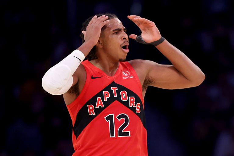 What happened to Collin Murray-Boyles? Live injury updates for Raptors vs. Lakers on Sunday 1/18/26