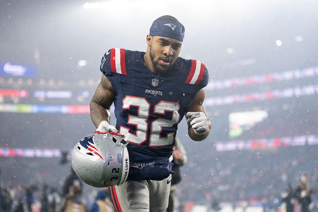 Can fantasy managers trust TreVeyon Henderson after his ankle injury?