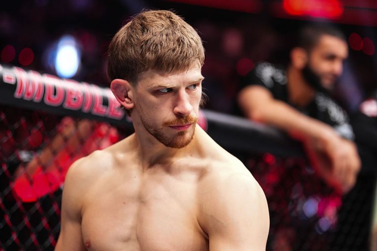 DraftKings UFC Vegas 117 Pick6 Fantasy UFC Picks: Top Plays for Allen vs. Costa