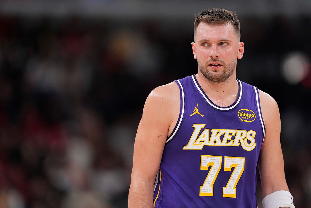 What happened to Luka Doncic? Live injury updates for Lakers vs. Cavaliers on Wednesday 1/28/26