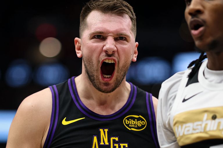 What happened to Luka Doncic? Live injury updates for 76ers vs. Lakers on Thursday 2/5/26