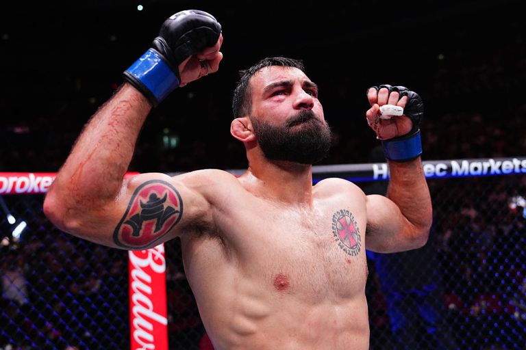 UFC Best Bets: Top Parlay for UFC 329: McGregor vs. Holloway 2