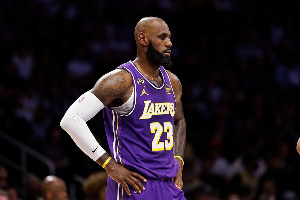 LeBron James Headlines Today’s NBA Injury Report: Sunday 3/8/26