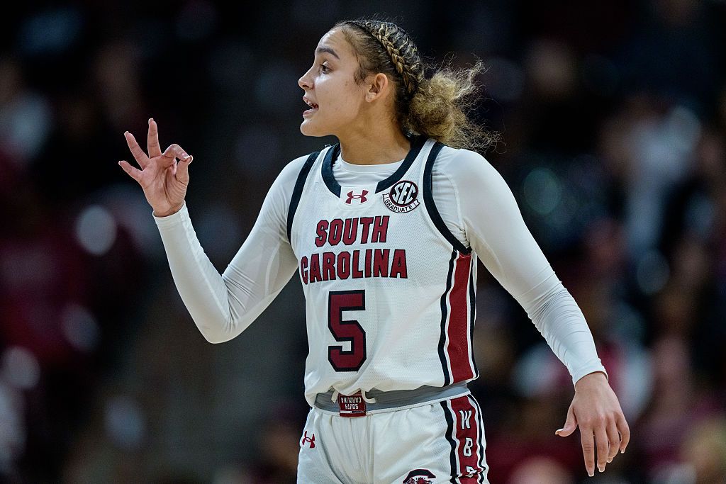 South Carolina Gamecocks vs. UConn Huskies prediction, pick for NCAAW Tournament Final Four on Friday 4/3/26