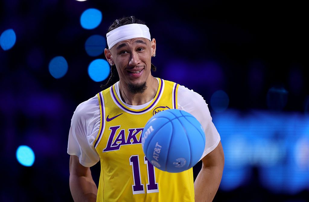 What happened to Jaxson Hayes? Live injury updates for Celtics vs. Lakers on Sunday 2/22/26
