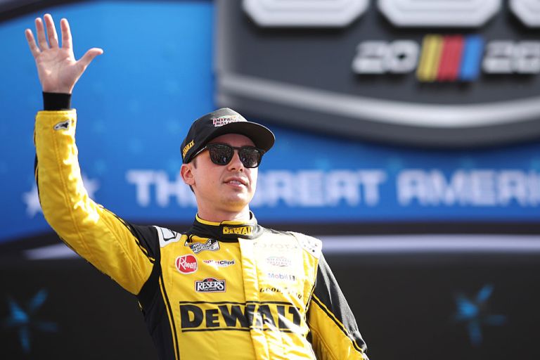 NASCAR Fantasy Rankings: Top DraftKings Picks for the 2026 Straight Talk Wireless 500
