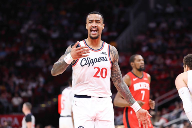 What happened to John Collins? Live injury updates for Clippers vs. Lakers on Friday 2/20/26