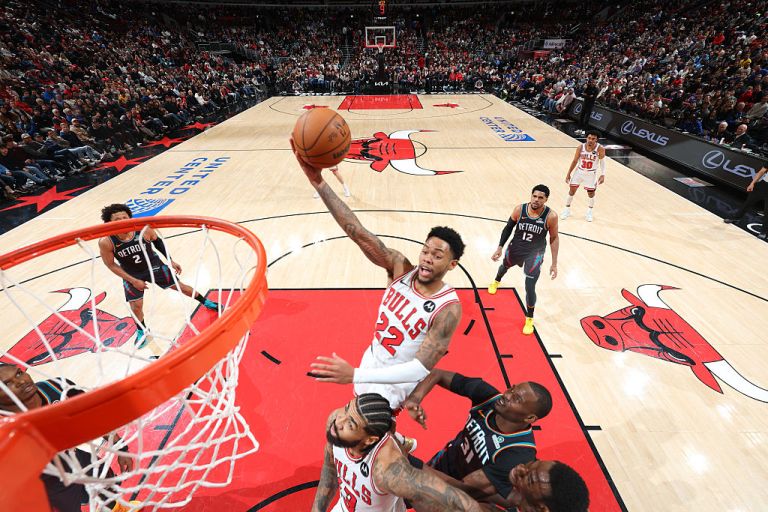 What happened to Anfernee Simons? Live injury updates for Pistons vs. Bulls on Saturday 2/21/26