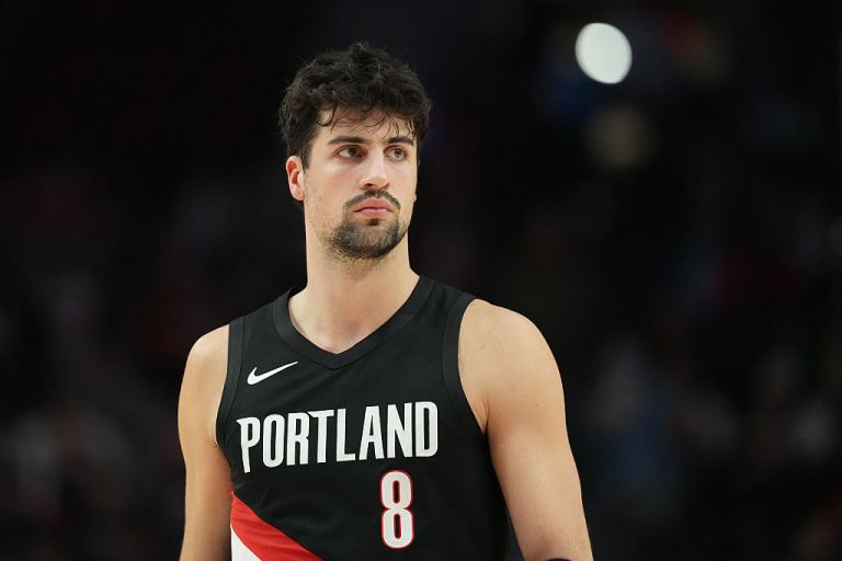 Fantasy Basketball Cheat Sheet: Top DraftKings NBA DFS Plays for Thursday 4/2/26