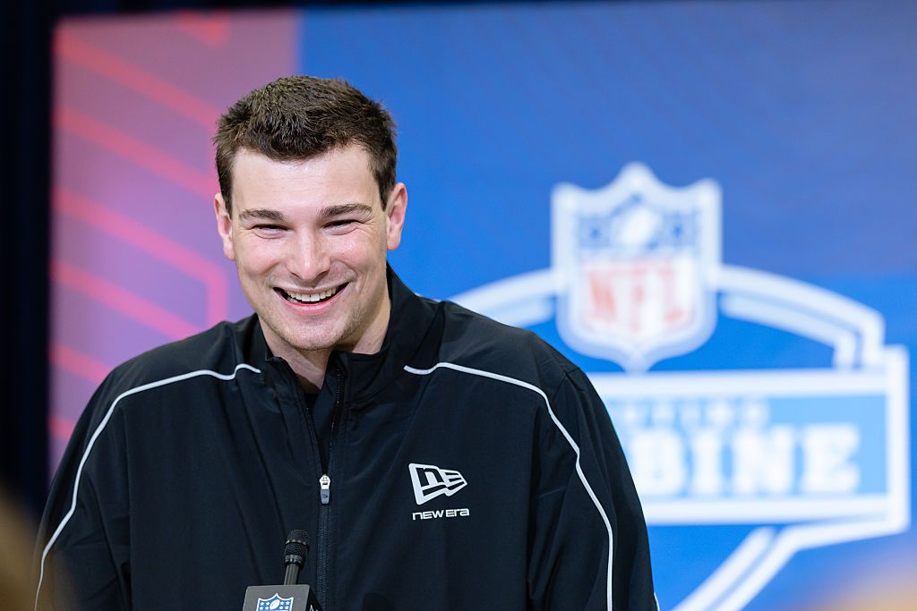 Fernando Mendoza first overall pick NFL draft odds