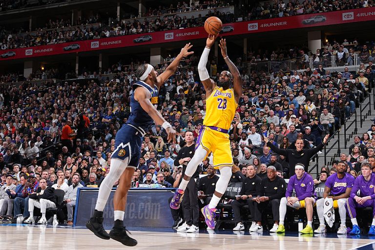 Best LeBron James prop bet for Lakers vs. Thunder Game 4 on Monday 5/11/26