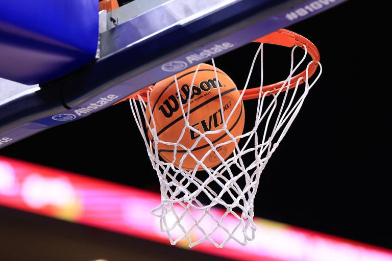 When is the 2026 Women’s March Madness bracket announced on Selection Sunday?