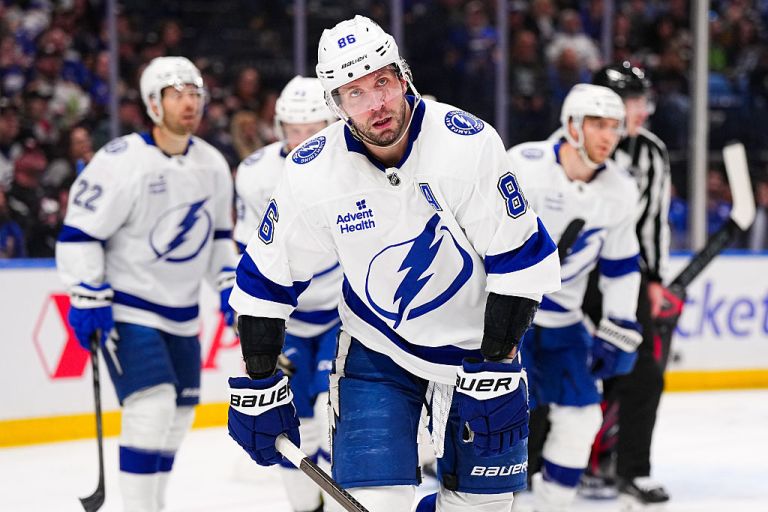 DraftKings NHL Pick6 Fantasy Hockey Picks: Top Plays and Projections for Tuesday 3/10/26