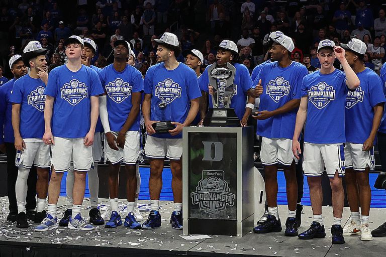 Which teams are a No. 1 seed in 2026 March Madness?