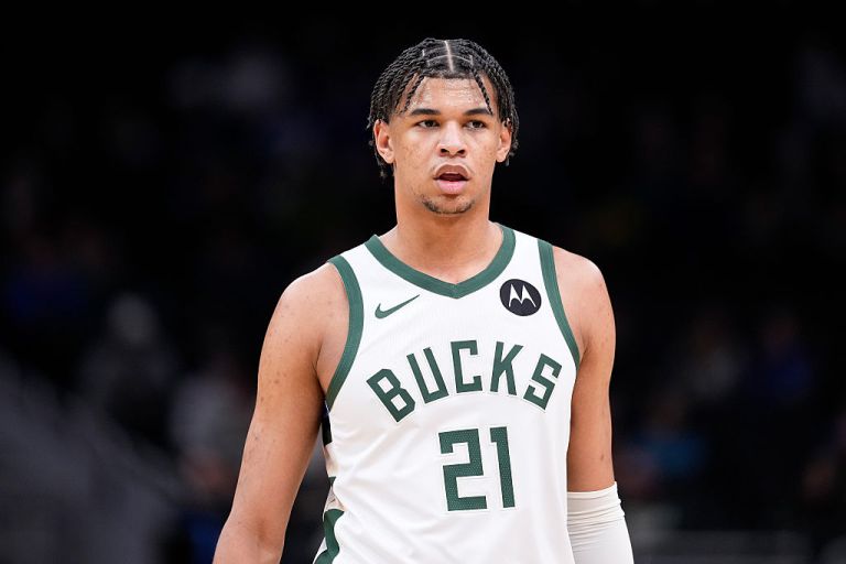 What happened to Ousmane Dieng? Live status updates for Bucks vs. Heat on Thursday 3/12/26