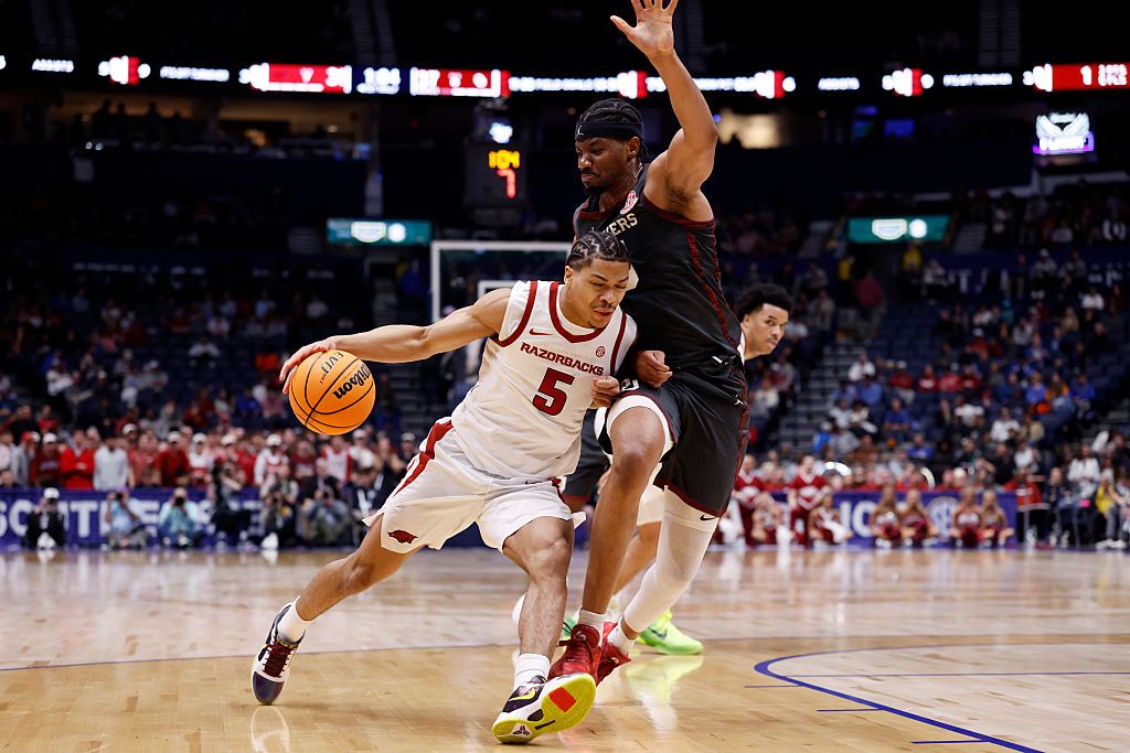 Opening Odds for Arkansas Razorbacks vs. Hawaii Rainbow Warriors in March Madness 2026 First Round