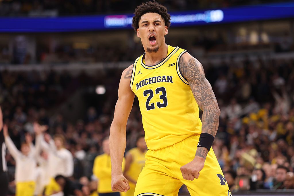 Michigan vs. Arizona betting splits, odds for Saturday 4/4/26