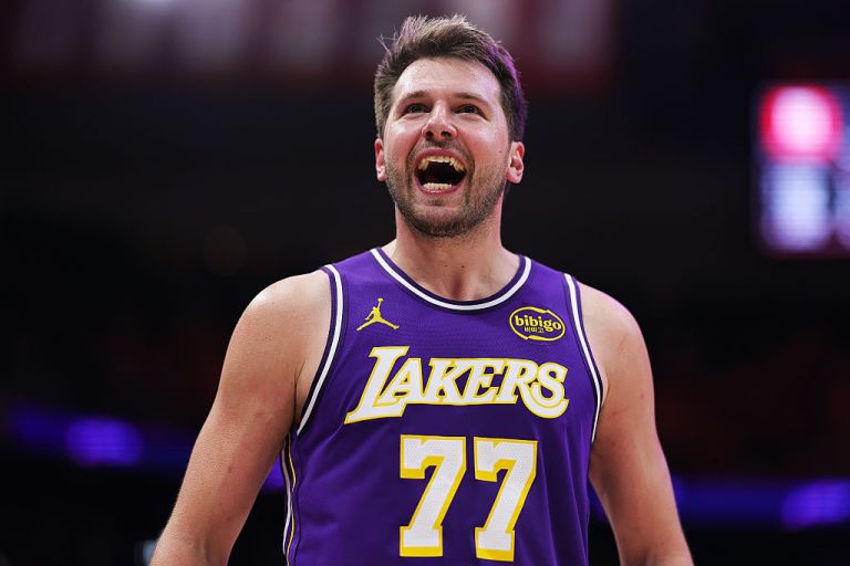 What happened to Luka Doncic? Live injury updates for Lakers vs. Thunder on Thursday 4/2/26