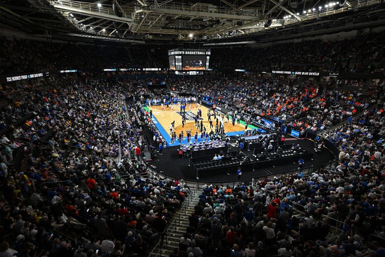 Best March Madness Parlays Today for Friday, March 27 (Sweet 16 Picks)