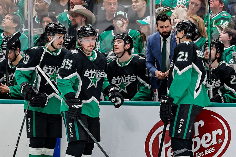 DraftKings NHL Pick6 Picks Today: Best Fantasy Hockey Plays and Projections for Thursday 3/26/26