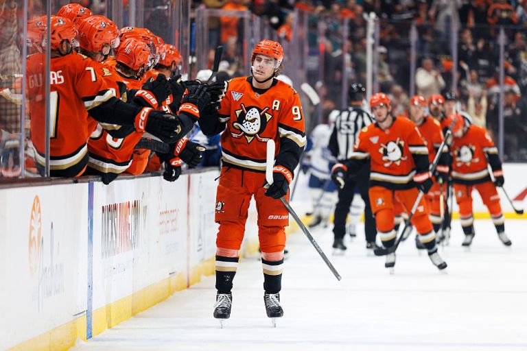 DraftKings NHL Pick6 Picks Today: Best Fantasy Hockey Plays and Projections for Wednesday 4/1/26