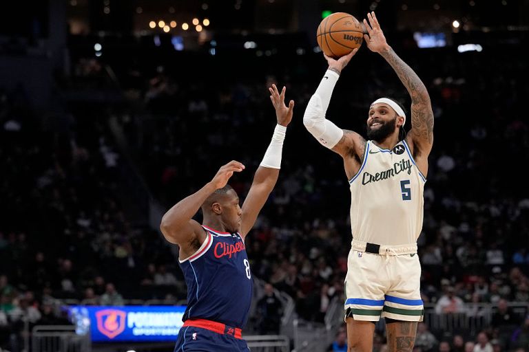What happened to Gary Trent Jr.? Live injury updates for Bucks vs. Rockets on Wednesday 4/1/26