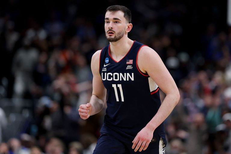 Best Same-Game Parlay Bet for Michigan vs. UConn in the NCAA National Championship on Monday 4/6/26