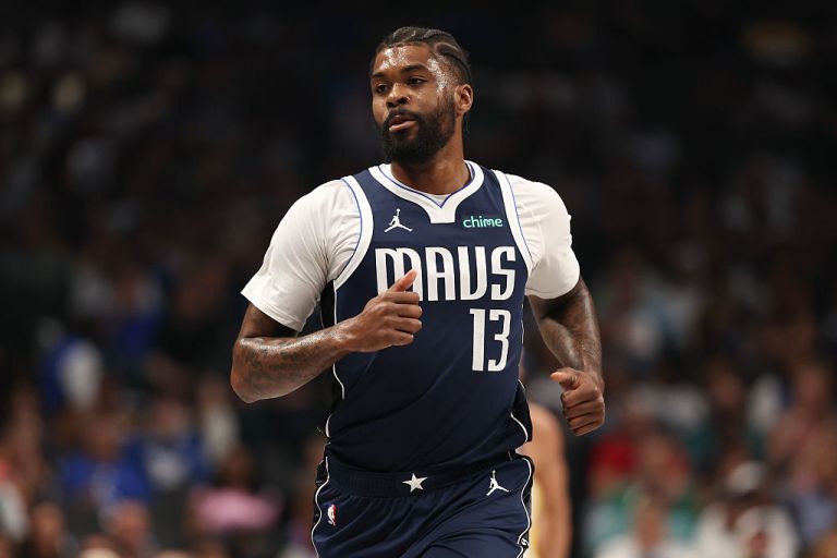 What happened to Naji Marshall? Live injury updates for Mavericks vs. Clippers on Tuesday 4/7/26