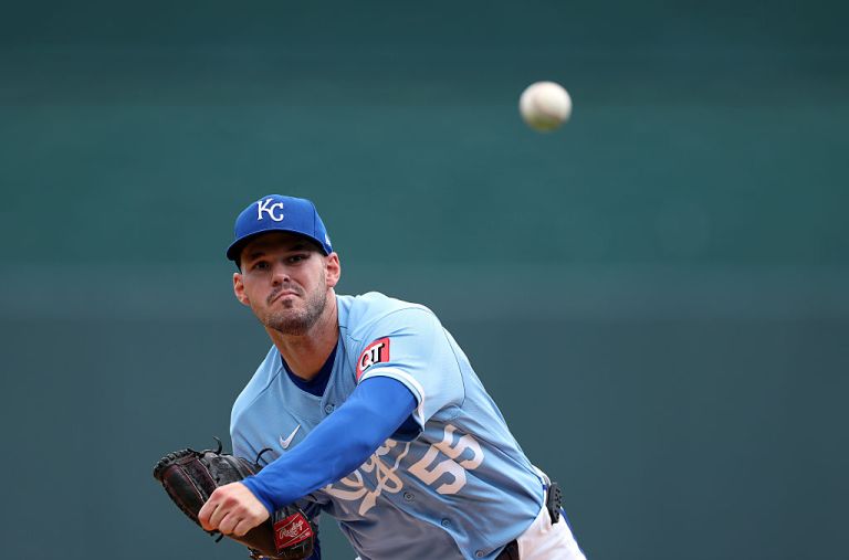 What happened to Cole Ragans? Live injury updates for Guardians vs. Royals on 4/08/26