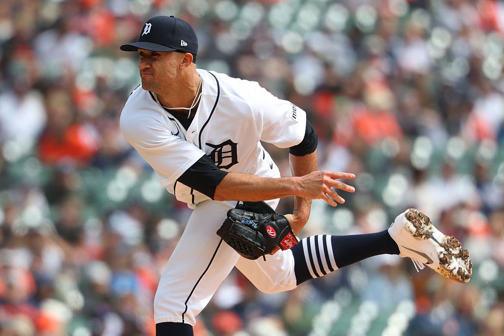 MLB DFS Picks: Starting Pitcher Rankings for Thursday 4/9/26