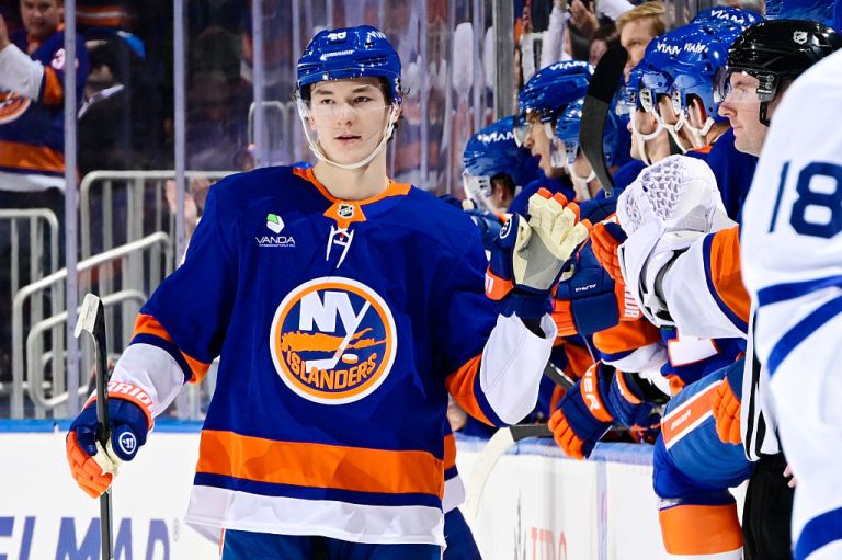 DraftKings NHL Pick6 Picks Today: Best Fantasy Plays and Projections for Tuesday 4/14/26