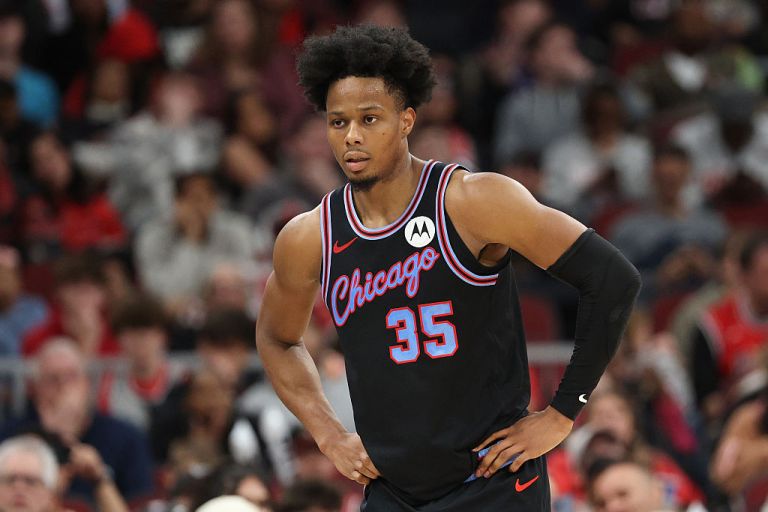 What happened to Isaac Okoro? Live injury updates for Bulls vs. Wizards on Tuesday 4/7/26