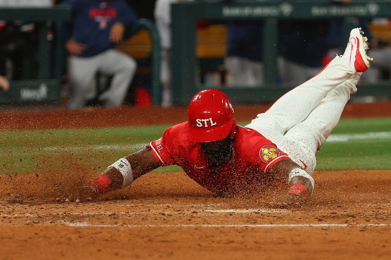 Fantasy Baseball Cheat Sheet: Top DraftKings MLB DFS Plays for Saturday 4/11/26