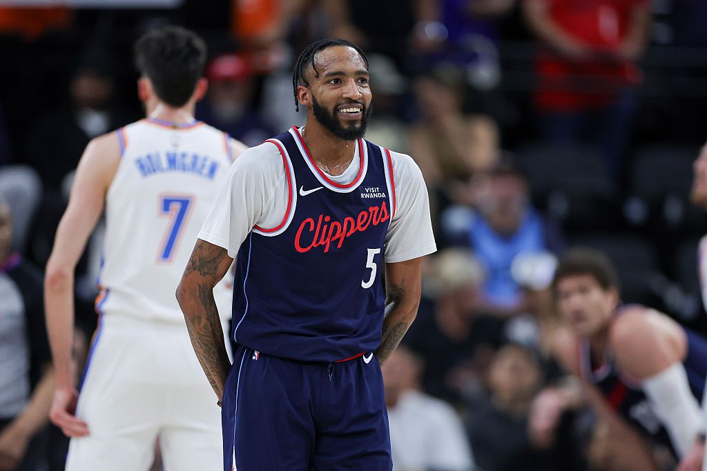 What happened to Derrick Jones Jr.? Live injury updates for Warriors vs. Clippers on Wednesday 4/15/26