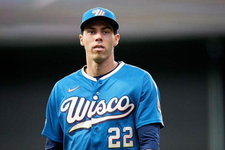 What happened to Christian Yelich? Live injury updates for Brewers vs. Nationals on 4/12/26