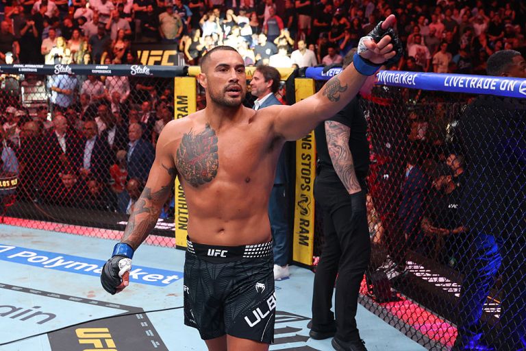 Who won the Jiri Prochazka vs. Carlos Ulberg fight? Live Light Heavyweight title updates from UFC 327