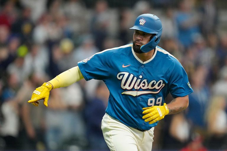 Toronto Blue Jays at Milwaukee Brewers prediction, pick for Thursday 4/16/26
