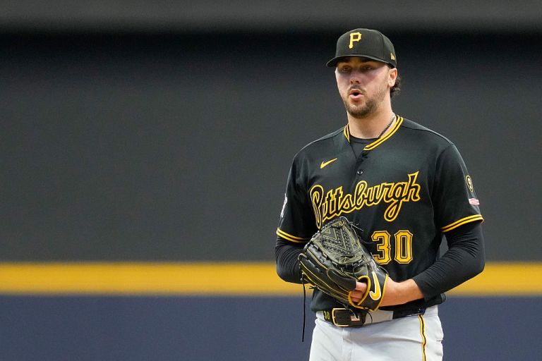 MLB DFS Picks: Starting Pitcher Rankings for Thursday 4/30/26