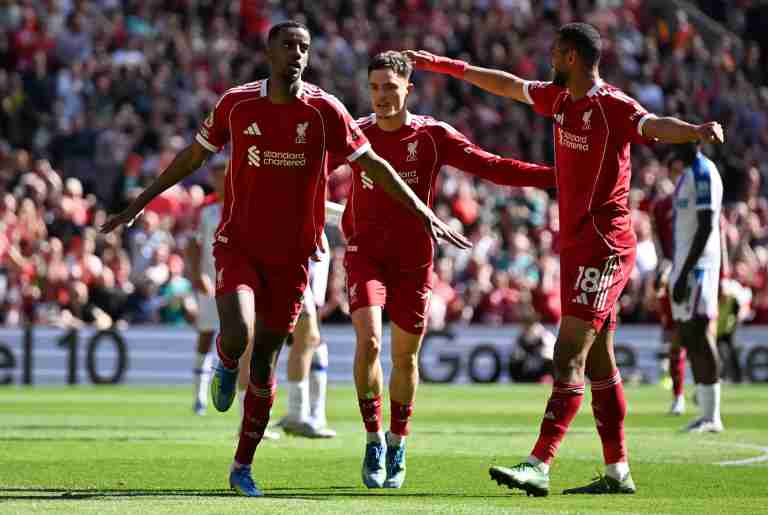 Manchester United vs. Liverpool prediction, pick for Sunday 5/3/26