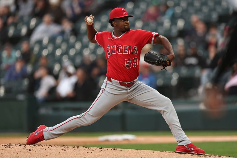 MLB DFS Picks: Starting Pitcher Rankings for Monday 5/4/26